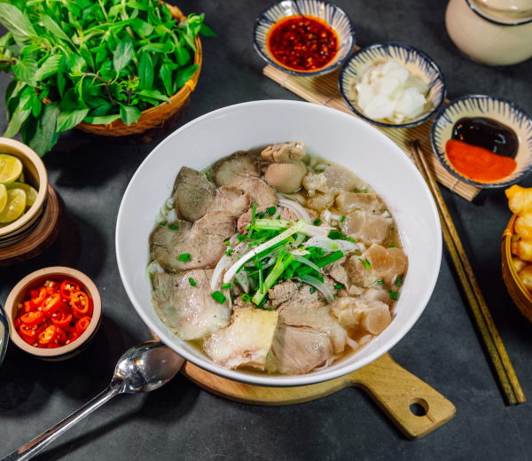 GÙ BÒ VỪA
